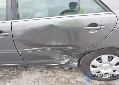 2004 Toyota Camry Le from USA, damaged, VIN 4T1BE32K54U803942